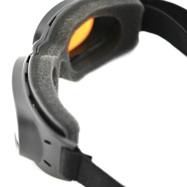 Piston amber lens goggles